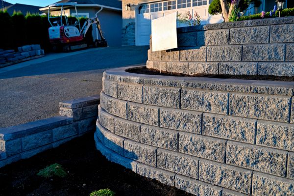 Stone Retaining Wall Repair in Camarillo